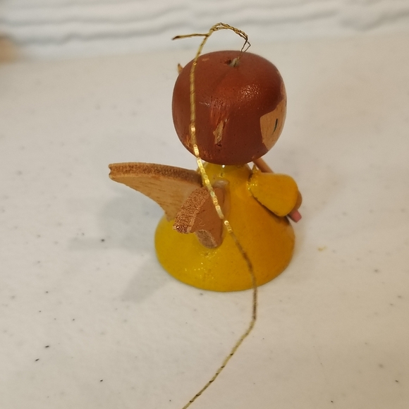 Lot of 4 Vintage Wooden Angel Ornaments – Hand-Painted Musicians Christmas - Picture 4 of 6